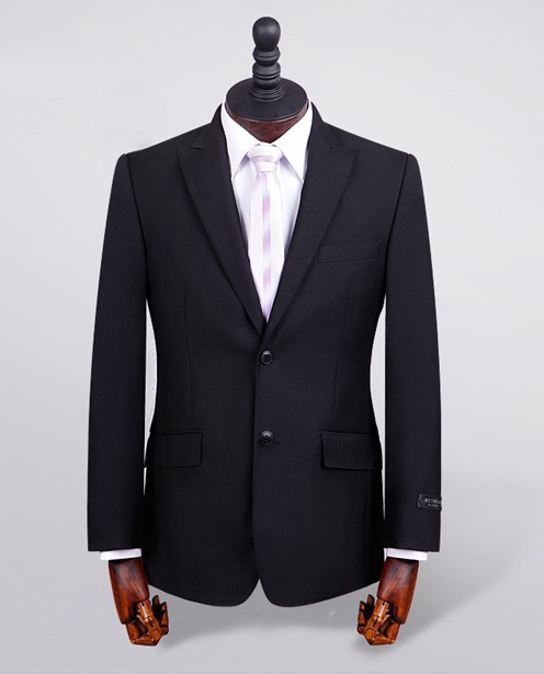 你知道如何挑選合適的領(lǐng)型嗎?